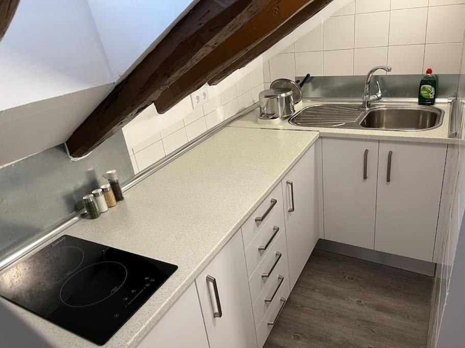 New Quiet Apartment Free Wifi In Gran Via Downtown Мадрид Экстерьер фото