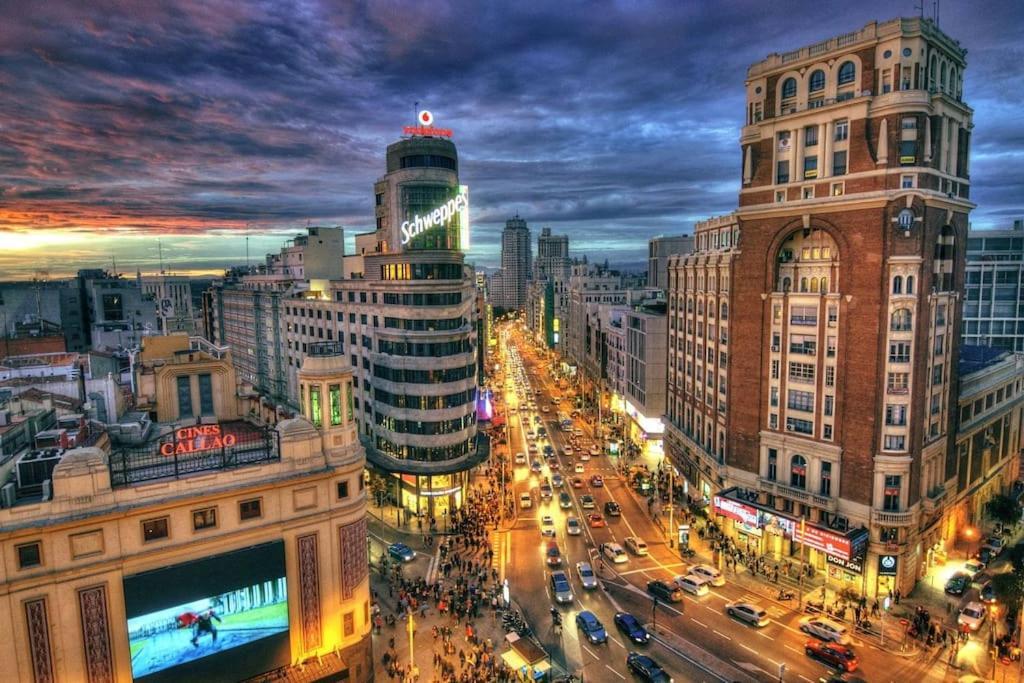 New Quiet Apartment Free Wifi In Gran Via Downtown Мадрид Экстерьер фото